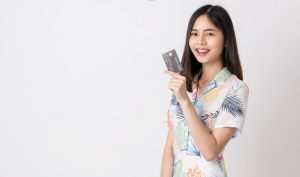 Typical minimum credit card criteria include