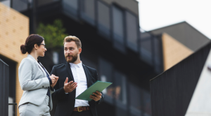 How to Become an Estate Agent with No Experience..