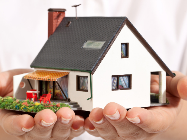 How to Get into Real Estate UK