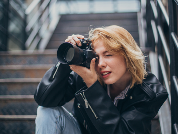 How to Make Money as a Photographer UK - 9 Profitable Methods