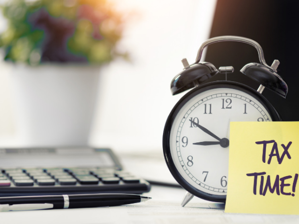 How Long Can Someone Stay Without Paying Council Tax