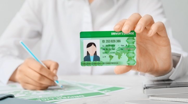 How to Renew Driving Licence That Has Expired in UK