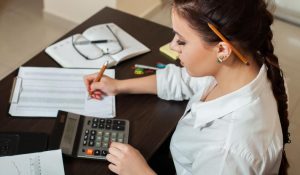 Should You Hire a Full-Charge Bookkeeper