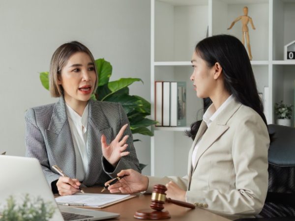 Top 10 Best Employment Lawyers London for Workplace Disputes