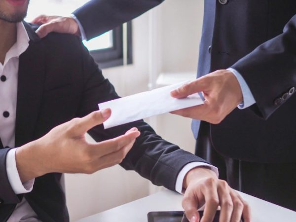 How Offering Bonuses Can Improve Your Business Reach