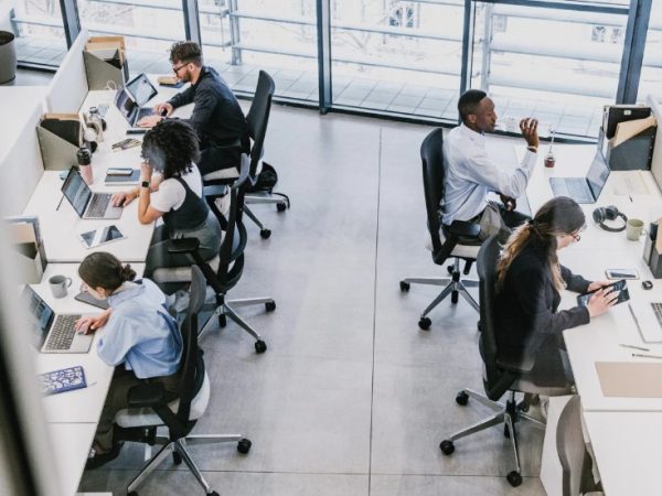 how office layouts influence team collaboration