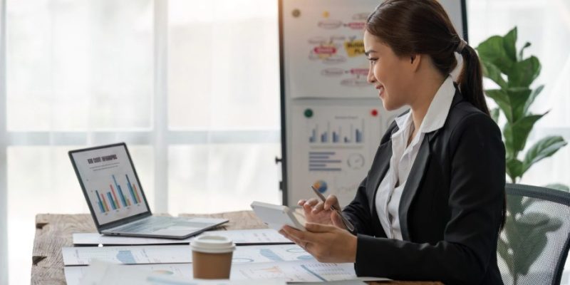 What Are the Smart Ways to Manage Taxes and Cashflow Independently